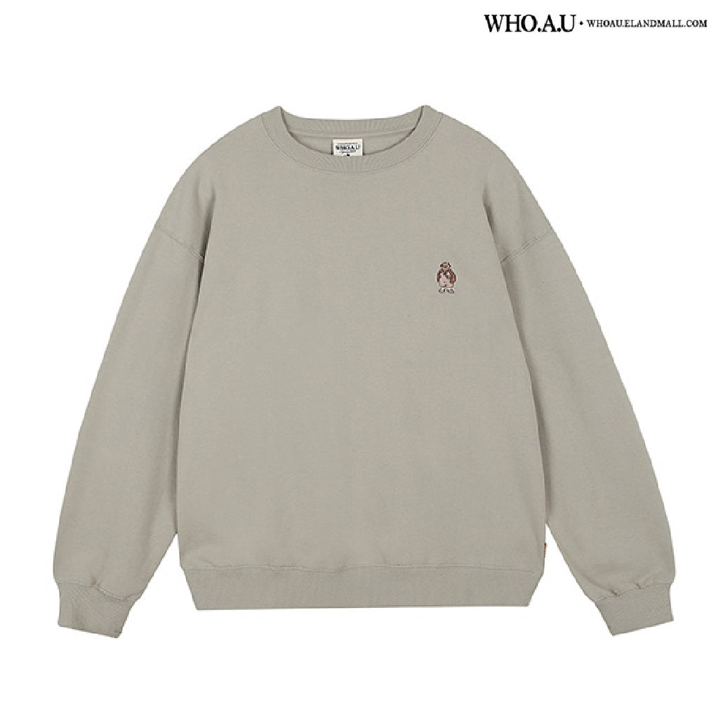 [WHO.A.U] Steve embroidery sweatshirt (起毛) _LIGHT KHAKI [最終在庫]即出荷