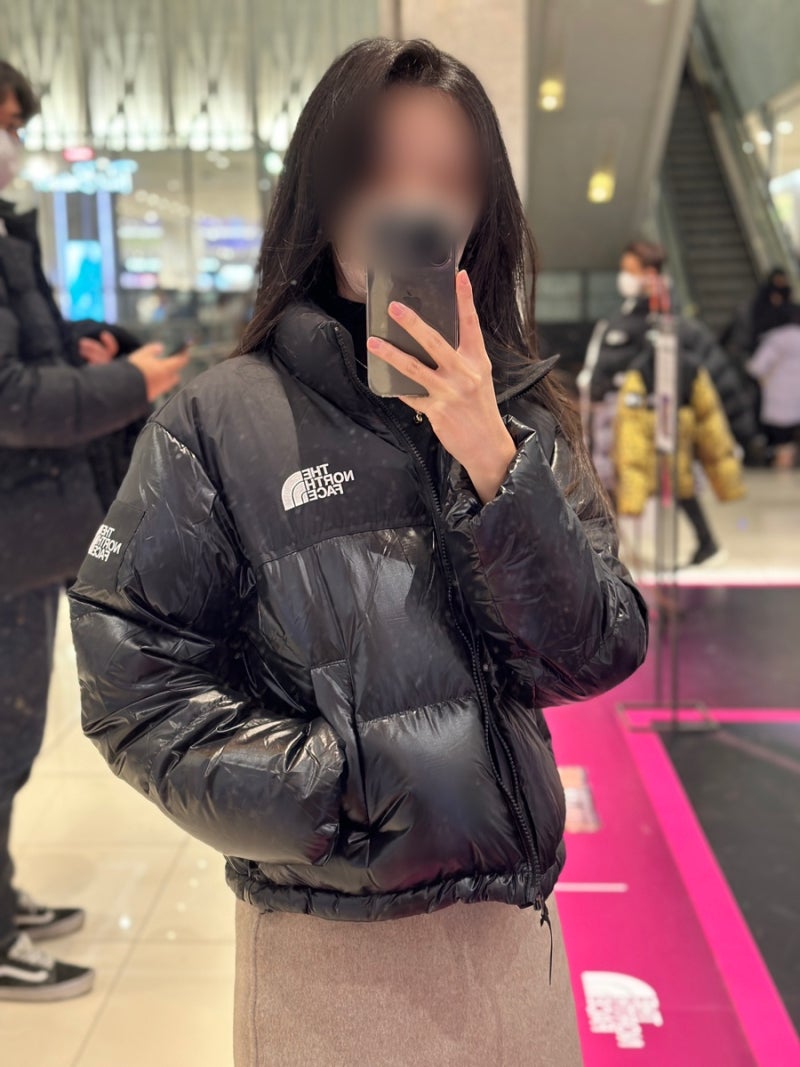 [The North Face] Womens NOVELTY NUPTSE DOWN JACKET SP_ REAL BLACK [最終在庫]即出荷