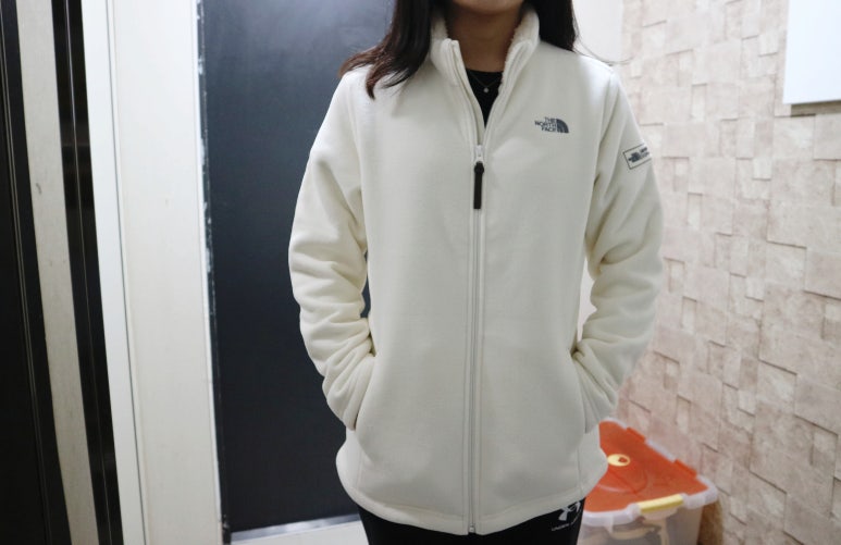 [The North Face] Womens FURRY FLEECE JACKET _CREAM [最終在庫]即出荷