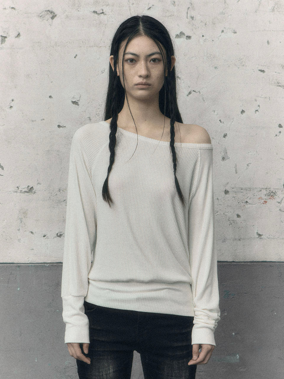 [BOHEMSEO]LOOSE BOAT NECK LONG SLEEVE、IVORY - コクモト KOCUMOTO