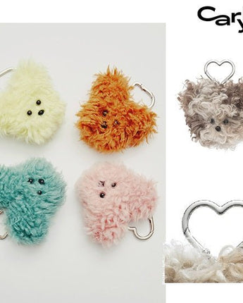 [CARLYN] Fluffy Keyring _ 5colors 韓国人気 贈り物 - コクモト KOCUMOTO