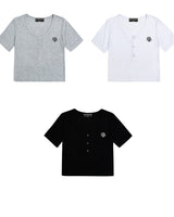 [muahmuah] Logo point button crop half t-shirt 3色 新商品 デイリールック - コクモト KOCUMOTO