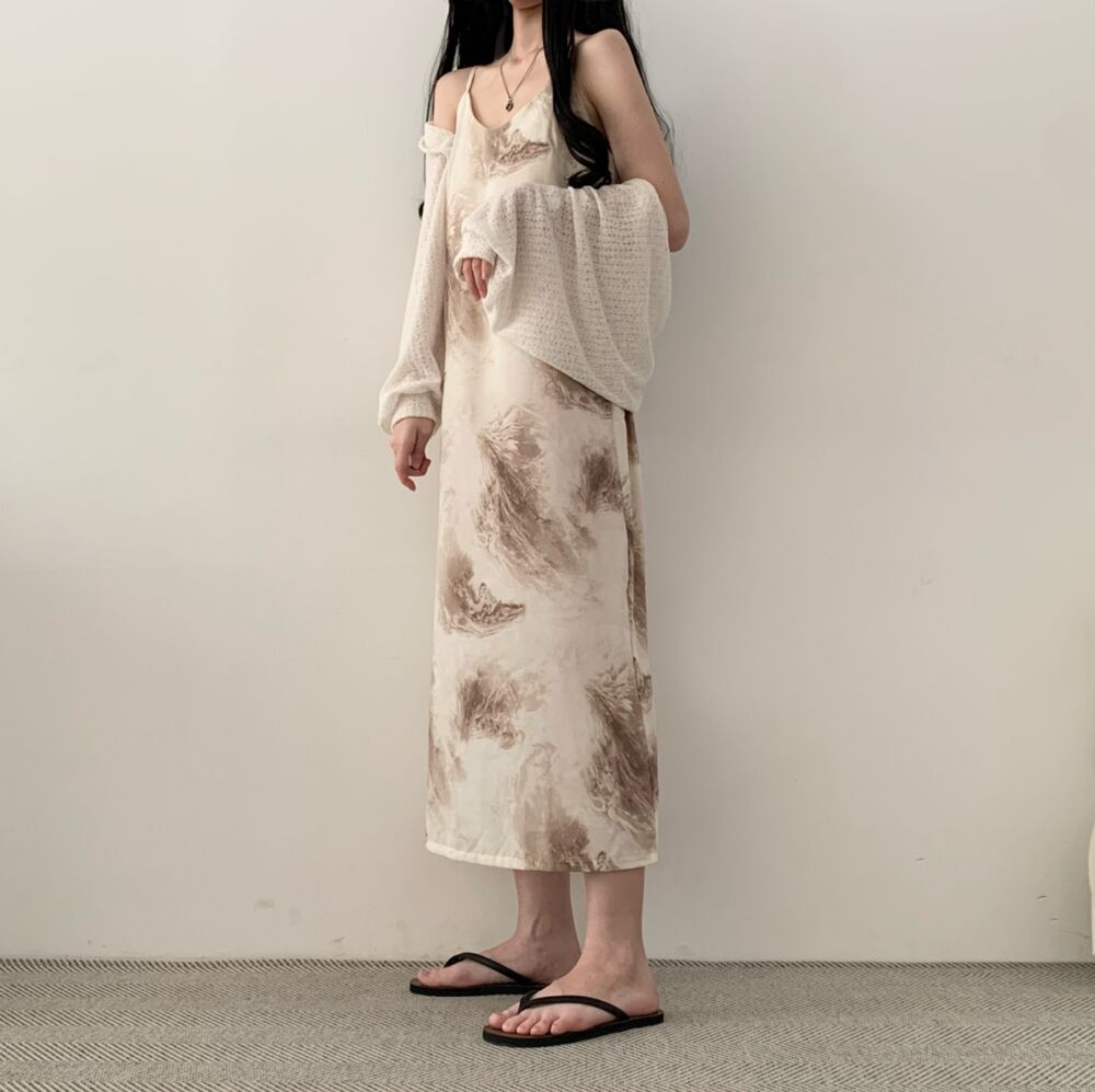 【韓国女性人気ファッション】ナシスリップロングワンピース - コクモト KOCUMOTO