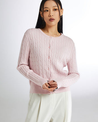 [SPAO][Soft Yarn] Round neck cable cardigan 4色 新商品 韓国人気 女性服 - コクモト KOCUMOTO