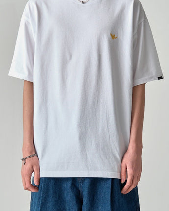 [WHAT IT ISNT] Small Embroidered Angel Short Sleeve 2色 デイリー 韓国人気 男女共用 - コクモト KOCUMOTO