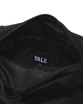 [YALE] SMALL 2 TONE ARCH SPORTS FLAP CROSS BAG 新学期 デイリーバッグ - コクモト KOCUMOTO