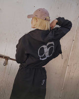 [as on] ARRAY LOGO WINDBREAKER 2色 新商品 女性服 韓国ファッション 韓国人気 大学生 学生ファッション ストリートファッション 贈り物 - コクモト KOCUMOTO