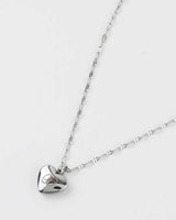 [as on] HEART LOGO NECKLACE 新商品 韓国ファッション 韓国人気 大学生 学生ファッション ストリートファッション 贈り物 - コクモト KOCUMOTO