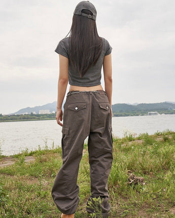 [as on] TAUNTON STRING CARGO PANTS 3色 新商品 男女共用 韓国ファッション 韓国人気 大学生 ストリートファッション 贈り物 - コクモト KOCUMOTO