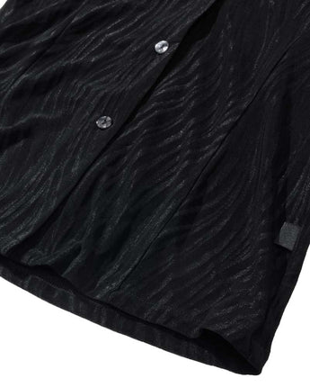 [as on] WAVE PATTERNED SHIRT 新商品 女性服 韓国ファッション 韓国人気 大学生 学生ファッション ストリートファッション 贈り物 - コクモト KOCUMOTO