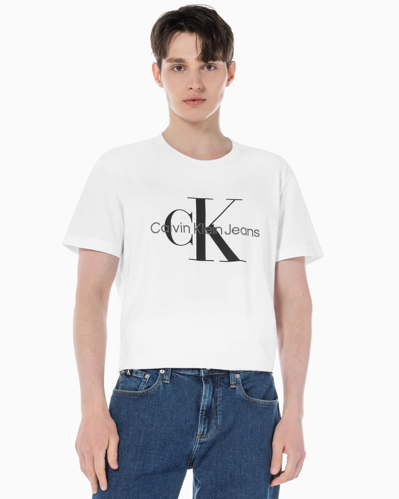 [CALVIN KLEIN] [BTS ジョングク着用]モノグラムロゴ半袖Tシャツ