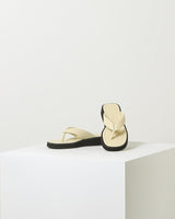 [DAPHNE] Square Toe Platform Slide/flip flops 4色 デイリー 女性の靴 - コクモト KOCUMOTO