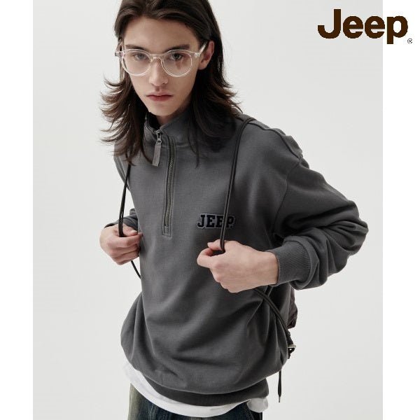 [JEEP] Applique Small Logo Half-Neck Sweatshirt _ D.GRAY (JP5TSU836DG) 韓国ファッション カップルアイテム - コクモト KOCUMOTO