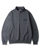 [JEEP] Applique Small Logo Half-Neck Sweatshirt _ D.GRAY (JP5TSU836DG) 韓国ファッション カップルアイテム - コクモト KOCUMOTO