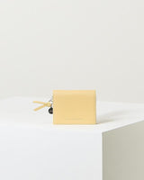 [JILLSTUART][24SS][BONNIE]Logo printed cowhide leather wallet _ YELLOW - コクモト KOCUMOTO