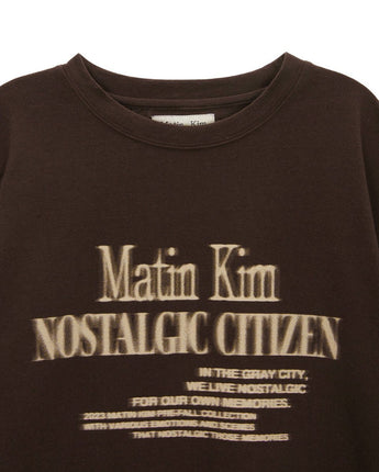 [MATIN KIM] 23F/W MATIN NOSTALGIC LETTERING TOP IN BROWN - コクモト KOCUMOTO