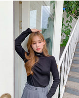 [muahmuah] [1+1割引] muah Stitch Turtleneck T-Shirt 3色 韓国人気 肝節期 韓国ファッション ストリートファッション 女性服 Tシャツ - コクモト KOCUMOTO