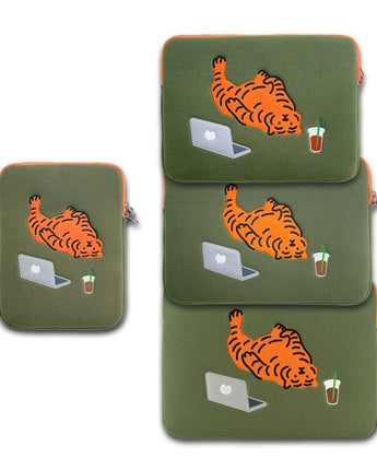 [MUZIK TIGER] Lazy tiger Laptop / Tablet Pouch / 9.7-17inch - コクモト KOCUMOTO