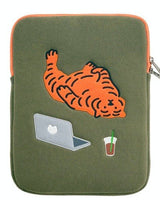 [MUZIK TIGER] Lazy tiger Laptop / Tablet Pouch / 9.7-17inch - コクモト KOCUMOTO