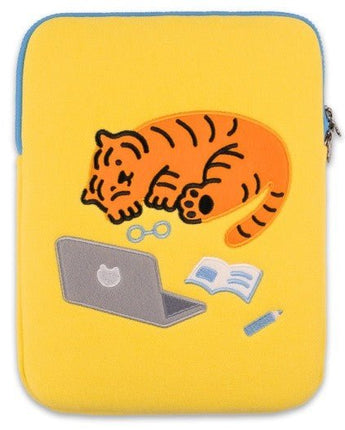 [MUZIK TIGER] Sleepy tiger Laptop / Tablet Pouch / 9.7-16inch - コクモト KOCUMOTO