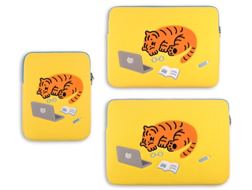 [MUZIK TIGER] Sleepy tiger Laptop / Tablet Pouch / 9.7-16inch - コクモト KOCUMOTO