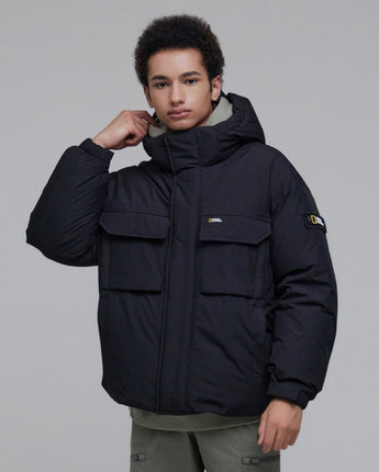 [NATIONAL GEOGRAPHIC] Dugong hooded shorts Chest pocket duck down jumper _ CARBON BLACK (N234UDW901) グースダウン - コクモト KOCUMOTO