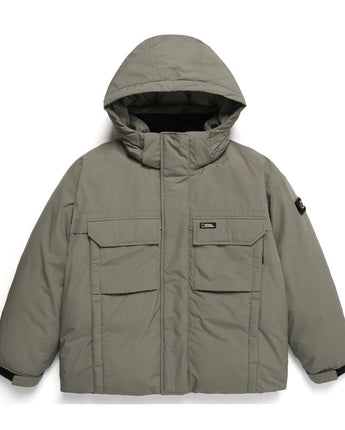 [NATIONAL GEOGRAPHIC] Dugong hooded shorts Chest pocket duck down jumper _ LICHEN KHAKI (N234UDW901) グースダウン - コクモト KOCUMOTO