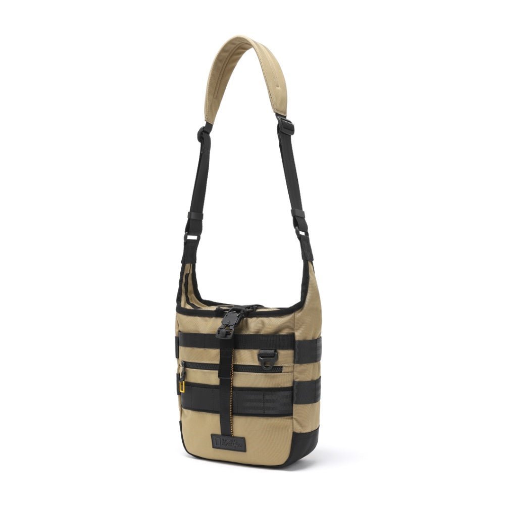 [NATIONAL GEOGRAPHIC] Original Field Hobo Bag _ BEIGE (N225ACR660) - コクモト KOCUMOTO