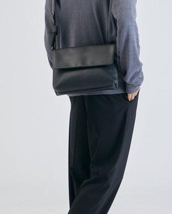 [NATIONAL PUBLICITY] ANZA HQ MESSENGER CROSS BAG - コクモト KOCUMOTO