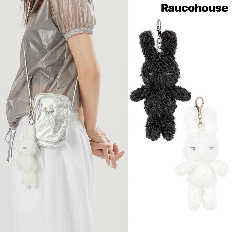 [Raucohouse] Gloomy Rabbit Keyring 2色 (UNISEX) バッグの装飾 贈り物 - コクモト KOCUMOTO
