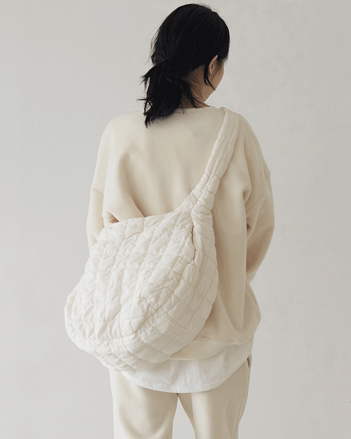 [Raucohouse] Soft & Snug Padding Bag (UNISEX) 2色 - コクモト KOCUMOTO