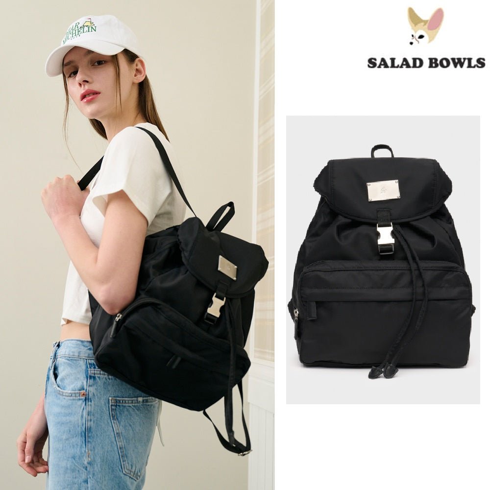 [SALAD BOWLS] SYMBOL NYLON SMALL BACKPACK 女性バッグ デイリーバッグ - コクモト KOCUMOTO