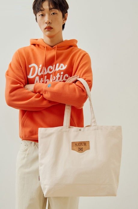 [SATUR] Logo All Day Canvas Bag 2色 新商品 韓国ファッション - コクモト KOCUMOTO