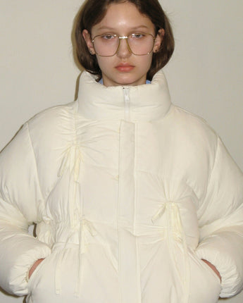 [sinoon] 23F/W IBBON DETAIL PUFFER JACKET (IVORY) - コクモト KOCUMOTO