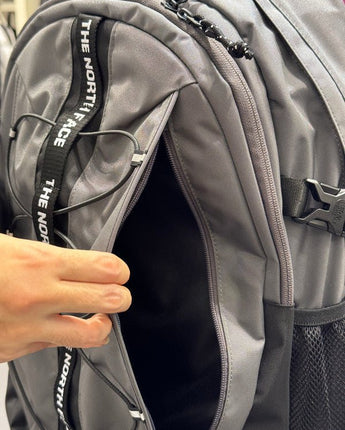 [THE NORTH FACE] BEAVERTON BACKPACK _ DARK_GRAY(NM2DQ07K) 30L 新商品 [期間限定 - 靴ポケットプレゼント] - コクモト KOCUMOTO