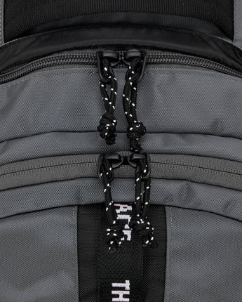 [THE NORTH FACE] BEAVERTON BACKPACK _ DARK_GRAY(NM2DQ07K) 30L 新商品 [期間限定 - 靴ポケットプレゼント] - コクモト KOCUMOTO