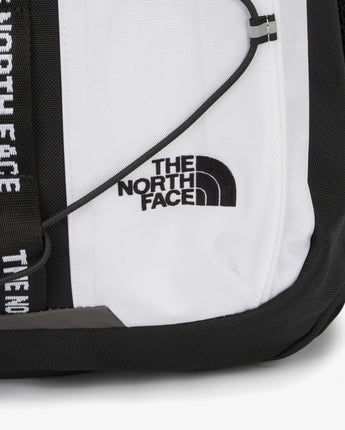 [THE NORTH FACE] BEAVERTON BACKPACK _ WHITE(NM2DQ07L) 30L 新商品 [期間限定 - 靴ポケットプレゼント] - コクモト KOCUMOTO