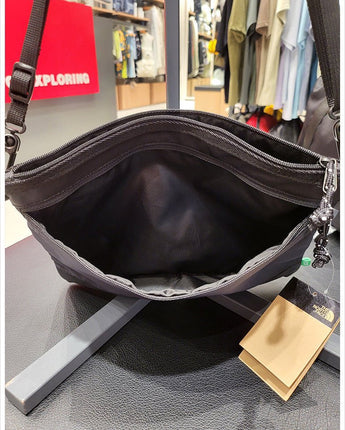 [THE NORTH FACE] BREEZE SLING BAG _ BLACK (NN2PP54A) - コクモト KOCUMOTO