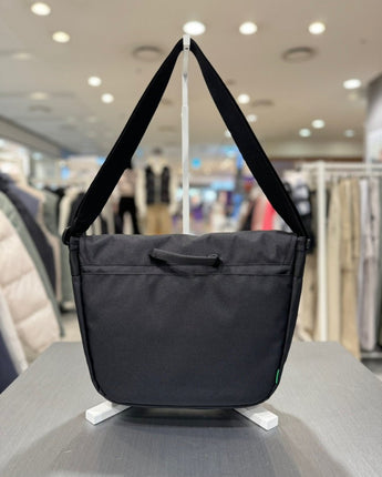 [THE NORTH FACE] MESSENGER BAG M _ BLACK (NN2PQ01J) 新学期 - コクモト KOCUMOTO