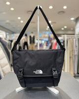 [THE NORTH FACE] MESSENGER BAG M _ BLACK (NN2PQ01J) 新学期 - コクモト KOCUMOTO