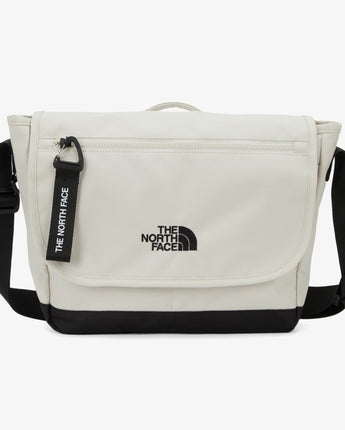 [THE NORTH FACE] MESSENGER BAG M _ CREAM (NN2PP77K) 新学期 - コクモト KOCUMOTO