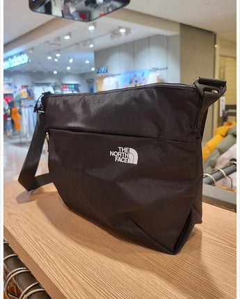 [THE NORTH FACE] SIMPLE CROSS BAG M _ BLACK (NN2PP58A) 新学期 - コクモト KOCUMOTO