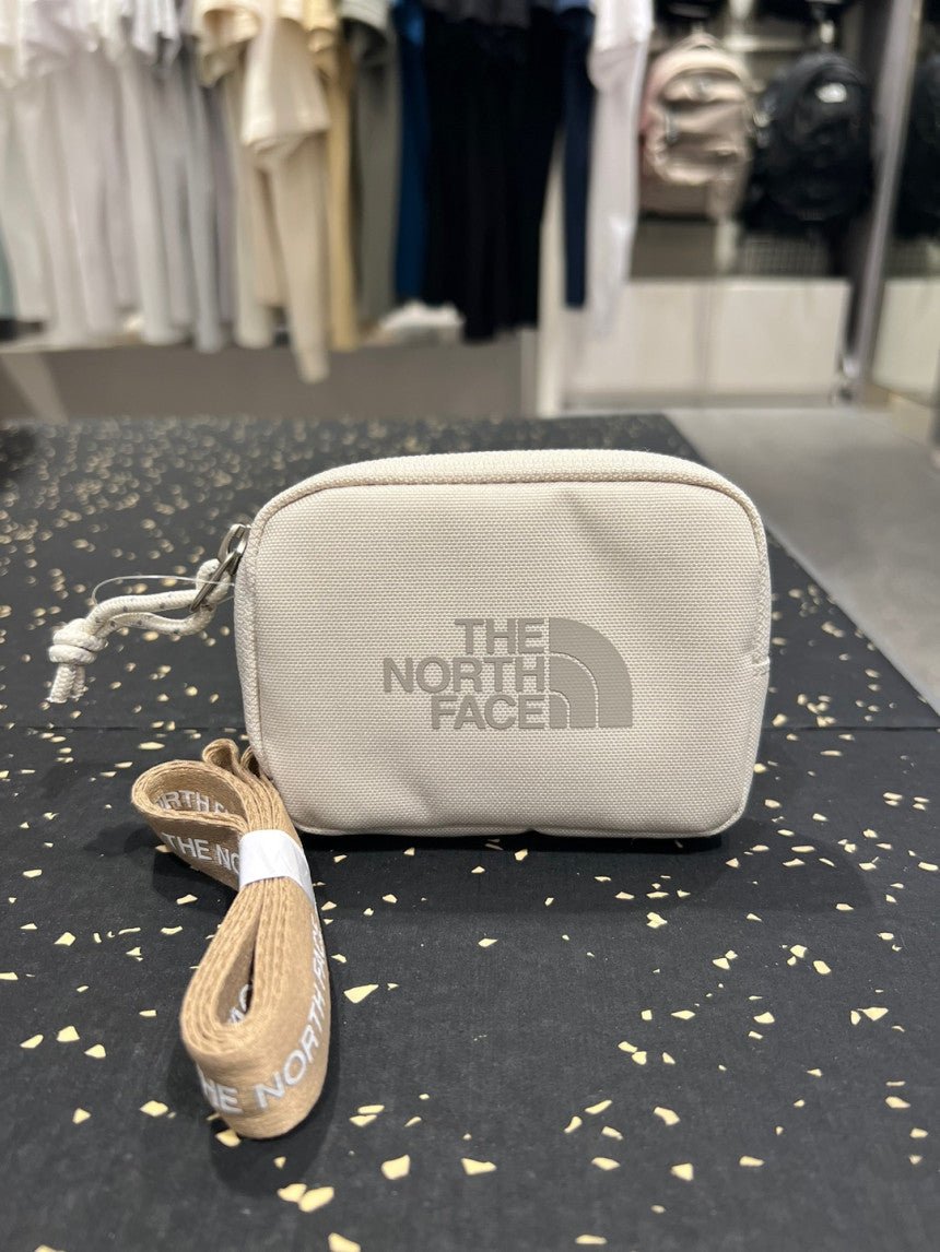 [THE NORTH FACE] WL WALLET_ CREAM (NN2PP70K) ネックレス財布 - コクモト KOCUMOTO