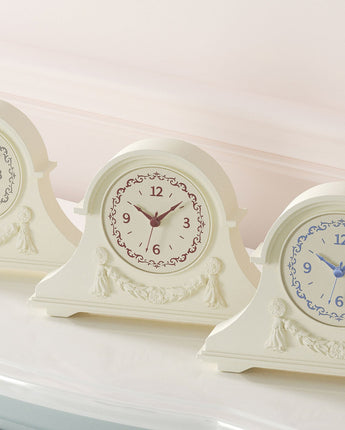 [ticktok studio] Glory3 Antique Noiseless Table Clock 3色 高級時計 デザイン小道具 贈り物 - コクモト KOCUMOTO