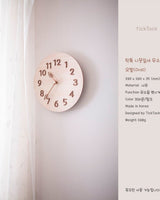 [ticktok studio] Oval leaf milk/brown interior Wall clock 2色 韓国の人気 ホームデコ 贈り物 - コクモト KOCUMOTO