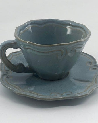 [VBC CASA] Fondaco Baroque tea cup + saucer 4色 340ml 食器セット 韓国人気 家の贈り物 誕生日プレゼント キッチン用品 陶器 高級インテリア - コクモト KOCUMOTO