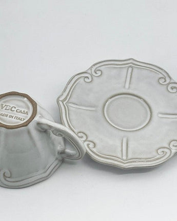 [VBC CASA] Fondaco Baroque tea cup + saucer 4色 340ml 食器セット 韓国人気 家の贈り物 誕生日プレゼント キッチン用品 陶器 高級インテリア - コクモト KOCUMOTO