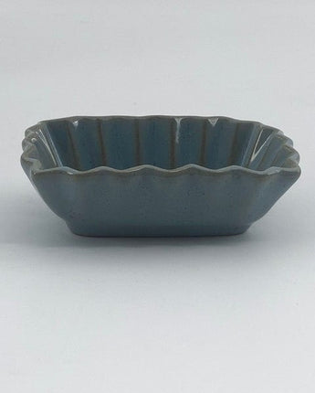 [VBC CASA] Fondaco Pleated /Scallop Small Square bowl/plate 4色 食器セット 韓国人気 家の贈り物 誕生日プレゼント キッチン用品 陶器 高級インテリア - コクモト KOCUMOTO