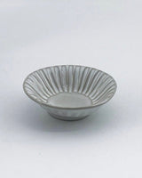 [VBC CASA] Fondaco striped side dish plate 2 types 4色 セット商品 おかず皿 韓国人気 家の贈り物 誕生日プレゼント キッチン用品 陶器 高級インテリア - コクモト KOCUMOTO