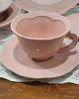 [VBC CASA] Lace tea cup + saucer 4色 マグカップ 食器セット 韓国人気 家の贈り物 誕生日プレゼント キッチン用品 陶器 高級インテリア - コクモト KOCUMOTO